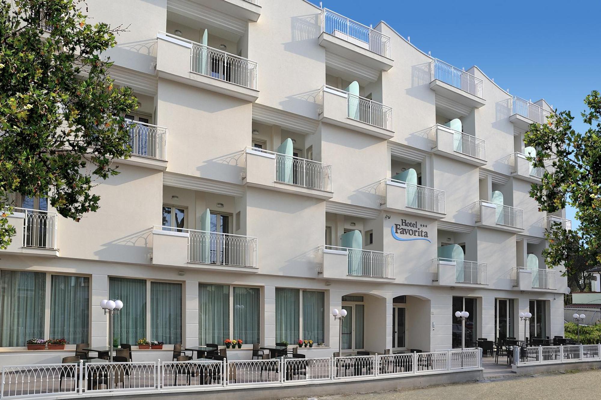 Hotel Favorita Cesenatico Exterior foto